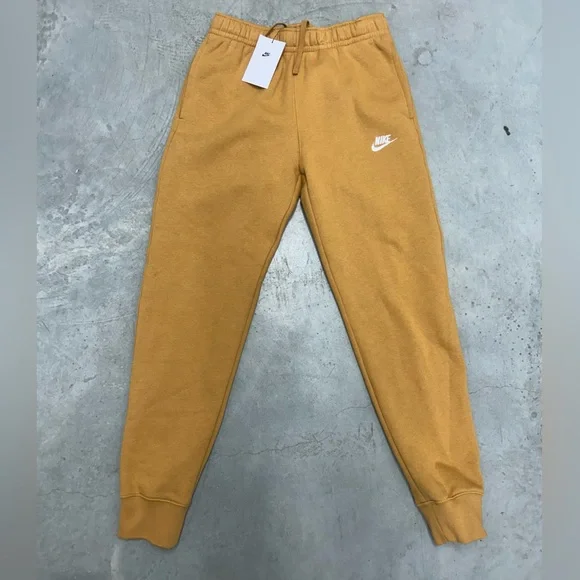 Nike men Tan Joggers - Picture 3 of 5